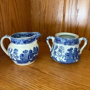 Blue Willow Vintage Sugar & Creamer Set